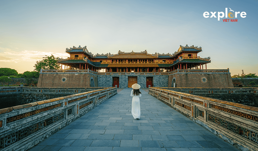 Hue-Imperial-City-vietnam-private-car