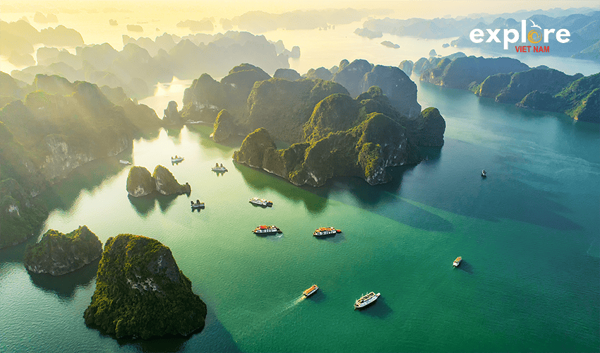 halong-bay-Vietnam-private-car