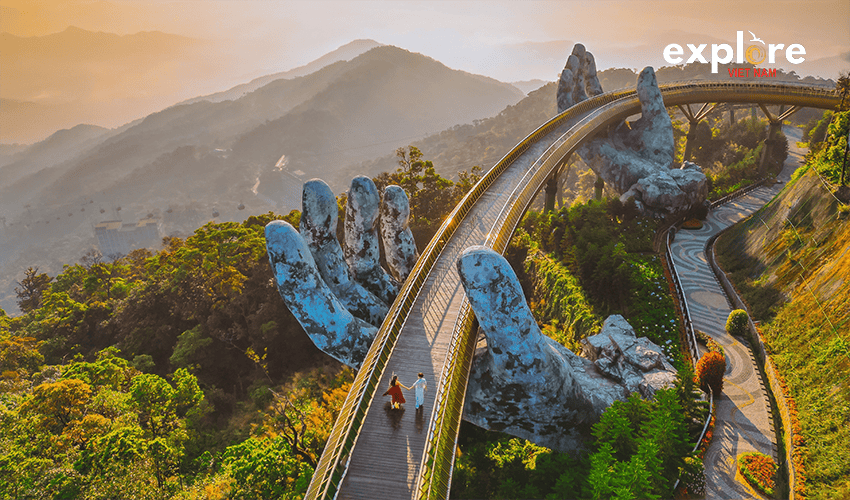 golde-bridge-Vietnam-private-car